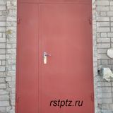 Дверь металлическая с нажимной ручкой