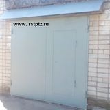 Гаражные ворота с врезной калиткой, сталь 3 мм