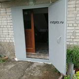Двери в подъезд