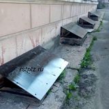 Козырёк над приямком